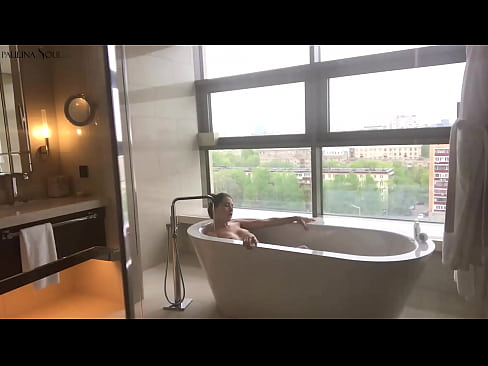 ❤️ 巨大的寶貝熱情地在浴室裡抽搐她的陰部 色情視頻 在 zh-tw.desixxxtube.ru